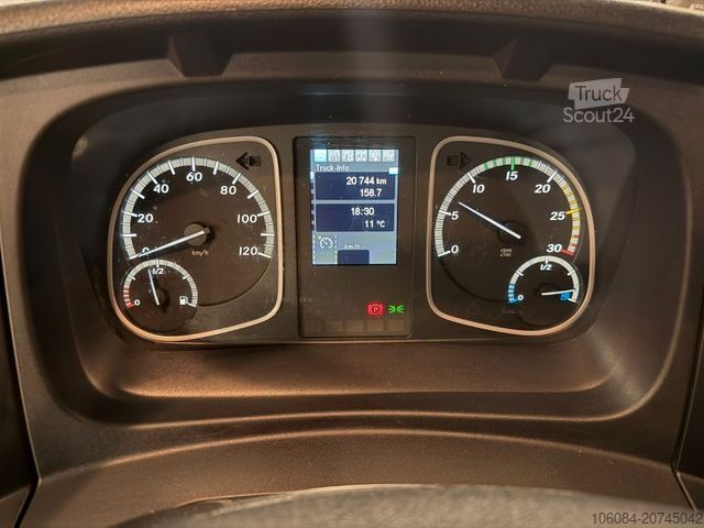 Furgão basculante MERCEDES-BENZ Atego 818 Meiller 3 Seiten Kipper 2xAHK Kipphydr