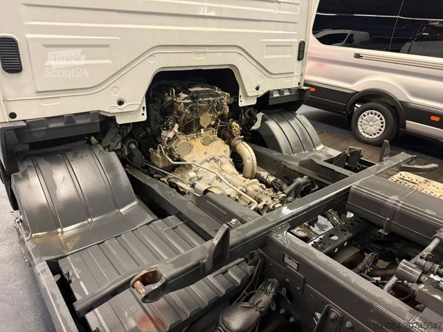 Carrinha basculante trilateral MERCEDES-BENZ Atego 818 Meiller 3 Seiten Kipper 2xAHK Kipphydr