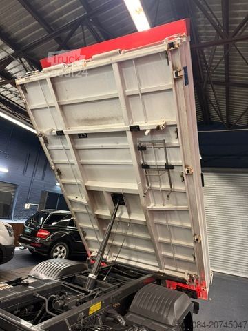 Carrinha basculante trilateral MERCEDES-BENZ Atego 818 Meiller 3 Seiten Kipper 2xAHK Kipphydr