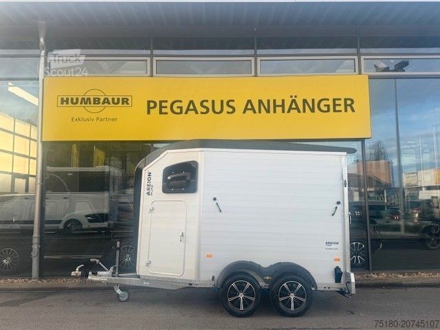 Horse transport trailer HUMBAUR Areion Pure 2,4 t. 2 Pferdeanhänger ALU