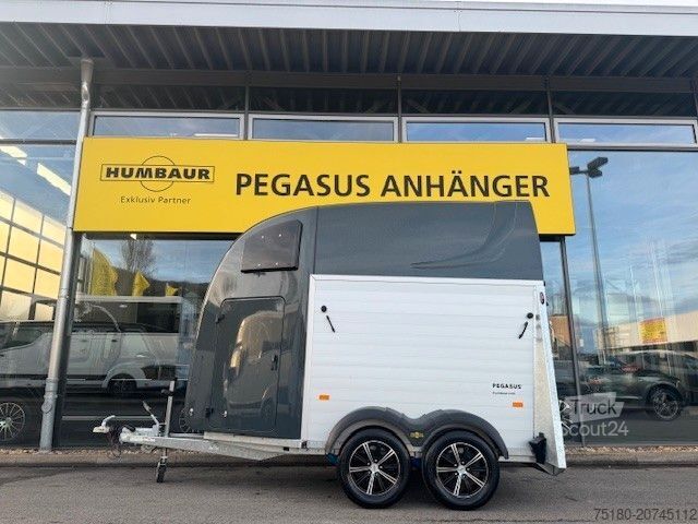 Horse transport trailer HUMBAUR Pegasus 2 Pferdeanhänger 2,4t Neu ALU DS-Klappe