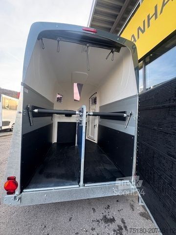 Horse transport trailer HUMBAUR Pegasus 2 Pferdeanhänger 2,4t Neu ALU DS-Klappe
