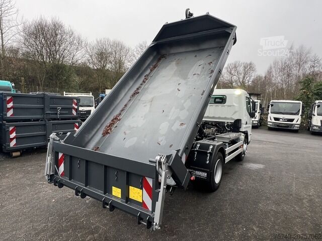 Telehoist kamion sa kukom za kontejnere Fuso Fuso Canter 7C18 City Abrollkipper AHK Hooklift
