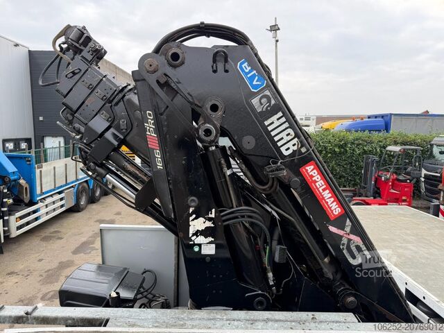 Camião-grua Scania P380 8x4 TRIDEM BAUSTOFF + KRAN HIAB 166 ES-5 H...