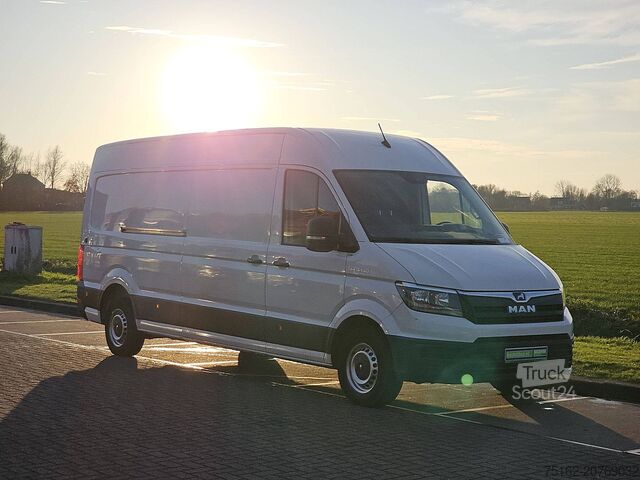 Camioneta familiar de techo alto M.A.N. TGE 3.140 ac EURO6