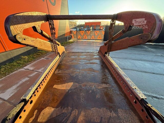 Portāla roku sistēma Volvo FM 330 4x2 LAXO LD126VA-2 / PLATFORM L=4300-592...