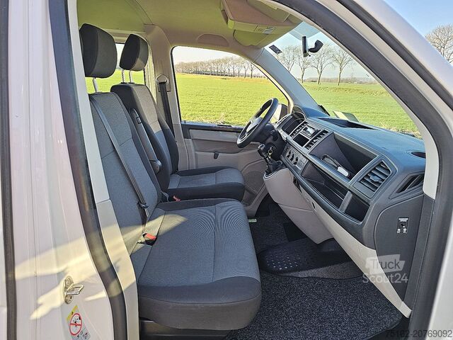 Trasporto passeggeri VOLKSWAGEN TRANSPORTER 2.0 TSI L2H1 Combi 9p Airco!