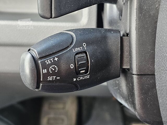 Carrinha de tejadilho alto PEUGEOT EXPERT 2.0 L2 Automaat Navi Ac!