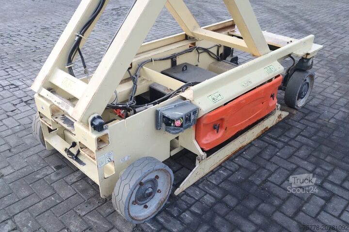 Pont élévateur à ciseaux JLG 2646 ES | 10 METER | 450 KG