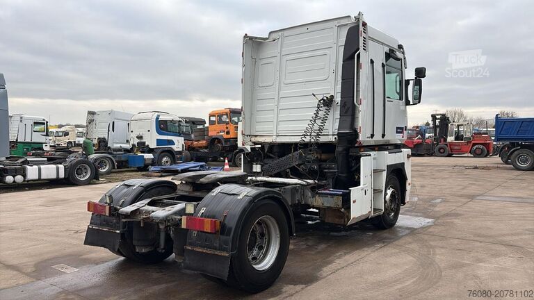 Tracteur standard Renault AE 440 Magnum E-tech (BOITE MANUELLE / MANUAL G...