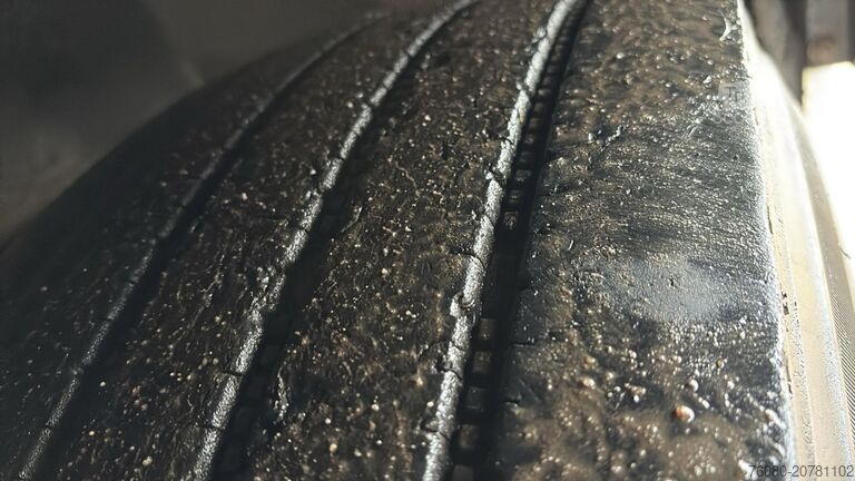 Tracteur standard Renault AE 440 Magnum E-tech (BOITE MANUELLE / MANUAL G...