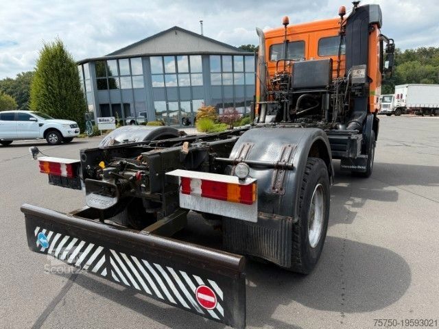 Kravas automašīnas šasija MERCEDES-BENZ Actros 2031 4x4 Hydraulik + Wechselsystem