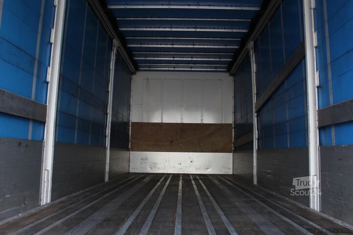 Camion plateau avec bâche MAN TGS 18.440 Plane Zug Schlafplatz AHK Retarder