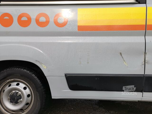 τροχόσπιτο/αυτοκινούμενο τροχόσπιτο Fiat Weinsberg Carabus 600 K | 4 Posti Letto | Completamente Attrezzato