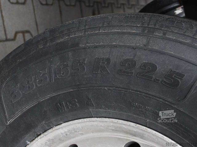 Rönkhordó félpótkocsi TRAILIS