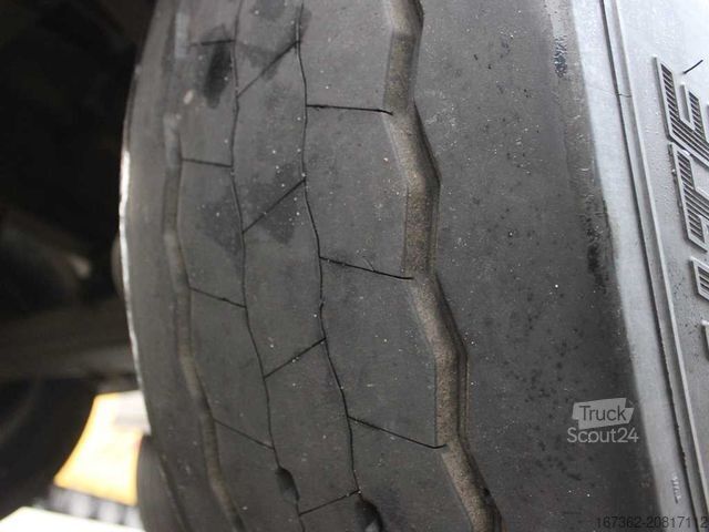 Rönkhordó félpótkocsi  TRAILIS