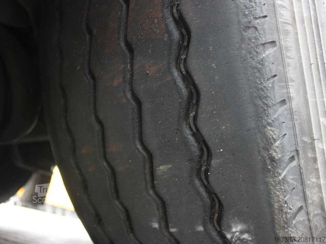 Semirimorchio con telone SCHMITZ CARGOBULL SCB*s3t, 2X LIFTING AXLE, 2X PALLET BASKET