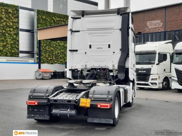 Standardowy ciągnik siodłowy MERCEDES-BENZ 1851 LS BigSpace Kipphydr. Standklima Retarder