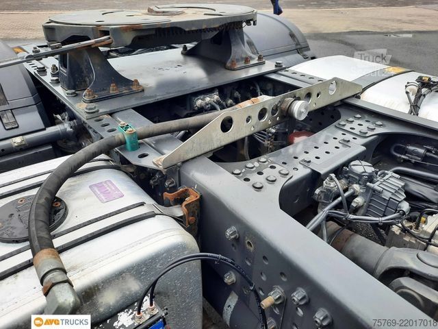 Standardowy ciągnik siodłowy MERCEDES-BENZ 1851 LS BigSpace Kipphydr. Standklima Retarder