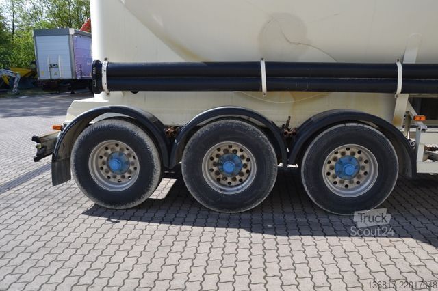 Silo náves SPITZER SF 2737/2 UN PM Siloauflieger / 37 qm