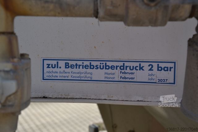 Silo puspriekabė SPITZER SF 2737/2 UN PM Siloauflieger / 37 qm