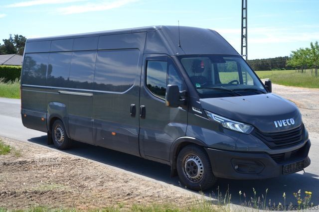 Furgone a tetto alto IVECO Daily 35S21 Hoch + Lang