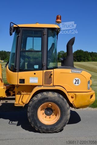 Колісний навантажувач VOLVO L 30 G Radlader / Schaufel + Gabel / hydr. SW
