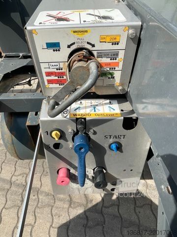 Växelflakssläp BROSHUIS MFCC-HD Chassi ausziehbar 20/2x20/30/40/45/Tank
