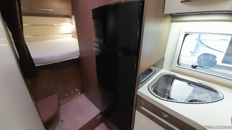 Camping-car semi-intégré Chausson 614 FLASH