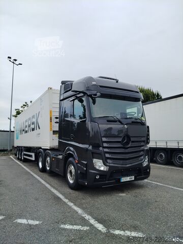 وحدة جرار قياسية Mercedes-Benz Actros 2645