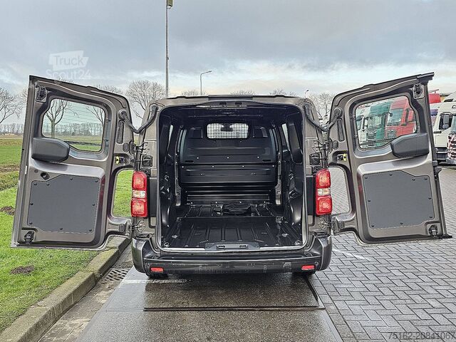 High-roof van PEUGEOT E-EXPERT 75 kWh long range