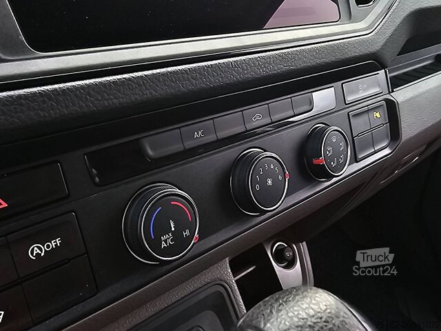 High-roof van VOLKSWAGEN CRAFTER 35 2.0 ac automaat EURO6