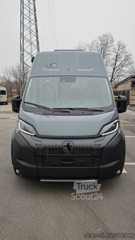 Campervan MEGAMOBIL Mega Revolution 640 CMT 2026 - Gasfrei, Freedom