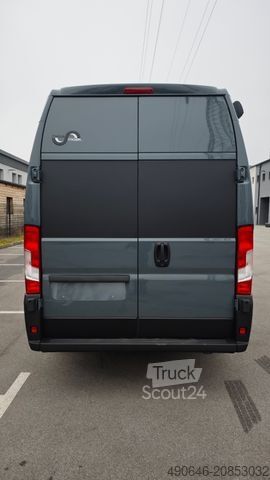 Campervan MEGAMOBIL Mega Revolution 640 CMT 2026 - Gasfrei, Freedom