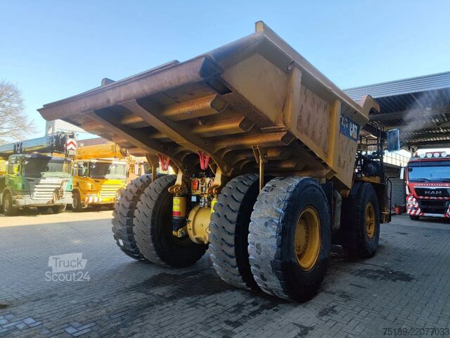 Muldenfahrzeug Caterpillar 772G