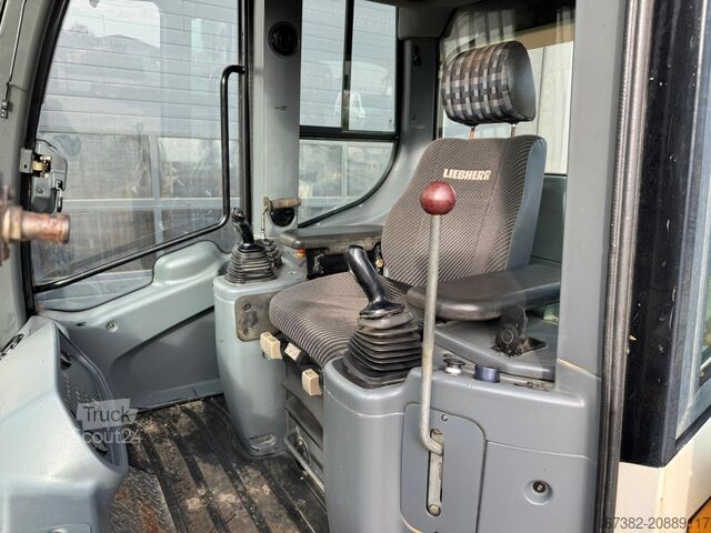 Tracked loader Liebherr LR624