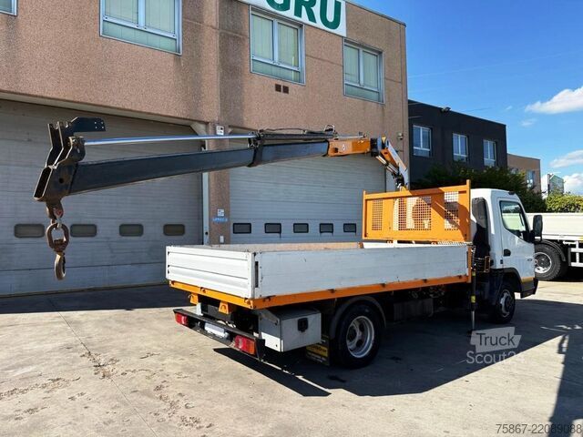 Kamion sa fiksnom sandukom Mitsubishi Canter 3C15
