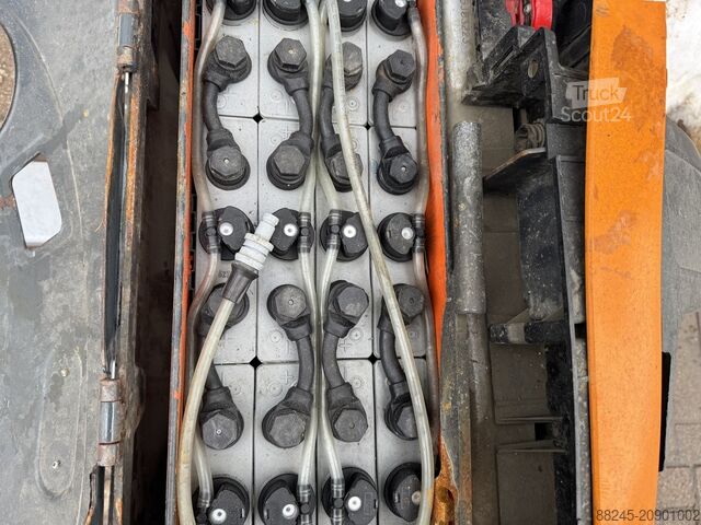 Ghetti Veicoli Commerciali e Industriali Ghetti Veicoli Commerciali e Industriali Ghetti Veicoli Commerciali e Industriali