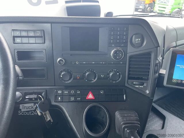 MTS standard Mercedes-Benz Antos 1943 , 243748 km! origineel NL trekker...