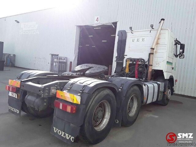 Tracteur standard Volvo FH 520 6x4 lames steel