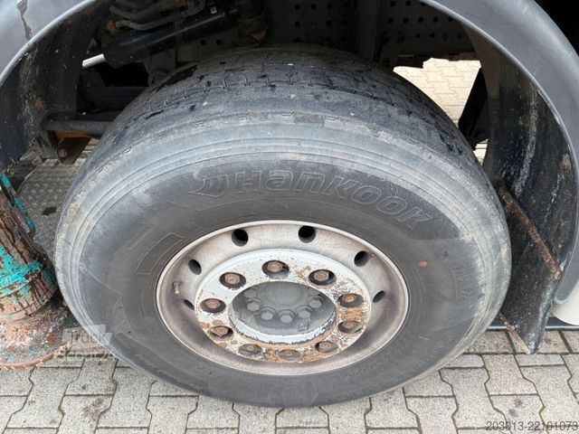 Autočerpadlo na beton MERCEDES-BENZ AROCS 3742 8x4 Euro 6 Sermac 5Z42