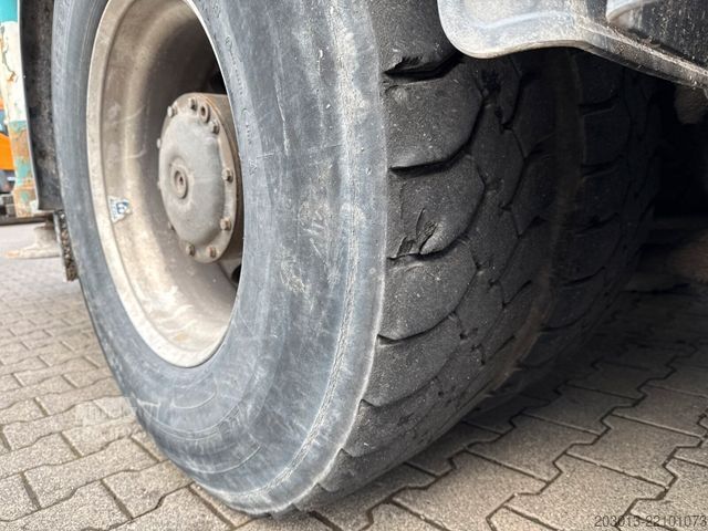 Autočerpadlo na beton MERCEDES-BENZ AROCS 3742 8x4 Euro 6 Sermac 5Z42