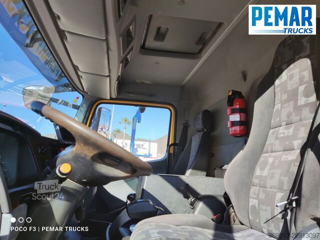 Cattle truck MERCEDES BENZ ATEGO 1224 CAJA CERRADA GANADERO 12T