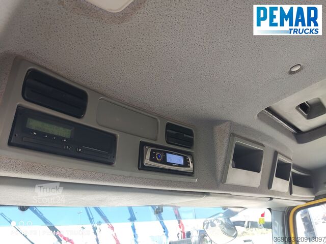 Cattle truck MERCEDES BENZ ATEGO 1224 CAJA CERRADA GANADERO 12T