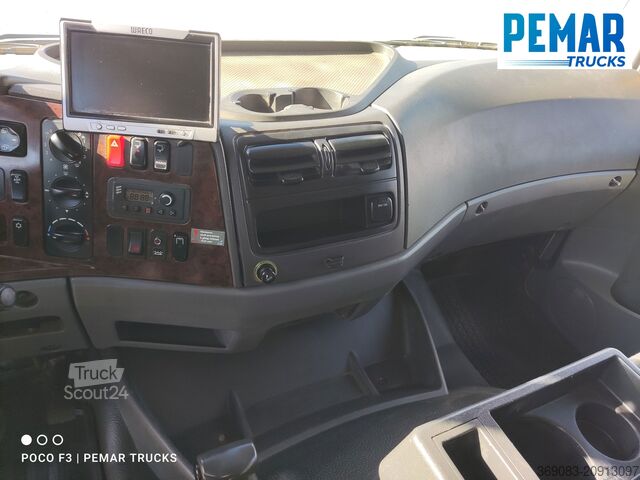 Cattle truck MERCEDES BENZ ATEGO 1224 CAJA CERRADA GANADERO 12T