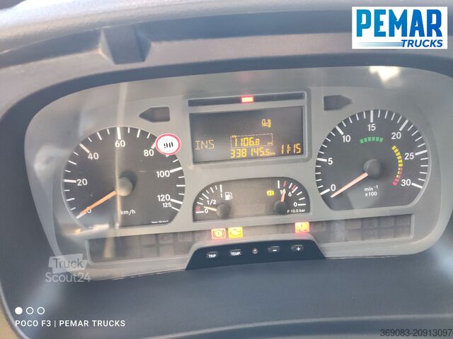 Cattle truck MERCEDES BENZ ATEGO 1224 CAJA CERRADA GANADERO 12T