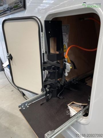 Halvintegrerad husbil HOBBY ONTOUR T 700 F Modell 2025