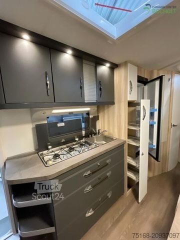 Wohnwagen HOBBY De Luxe 545 KMF Modell 2025 / 2000 kg Achse