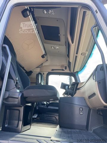 Kamion z zamenljivo nadgradnjo MERCEDES-BENZ 2543