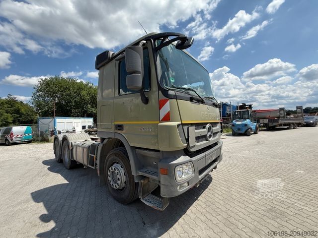 Standardni vlačilec MERCEDES-BENZ 2645